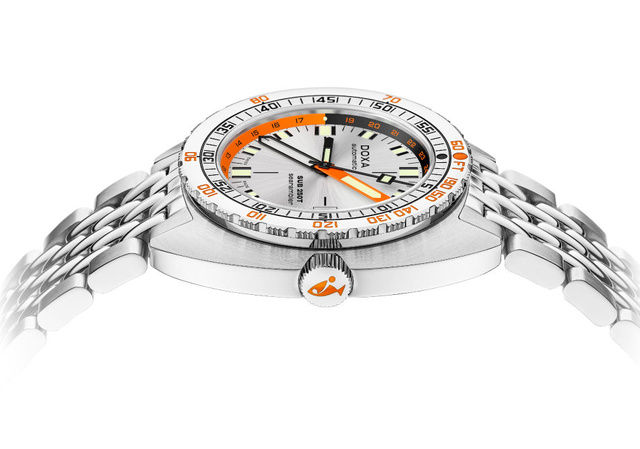 DOXA présente la nouvelle SUB 250T GMT